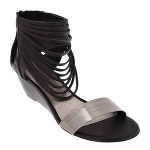 MATISSE BLACK & PEWTER FRINGE SANDALS SIZE 7.5